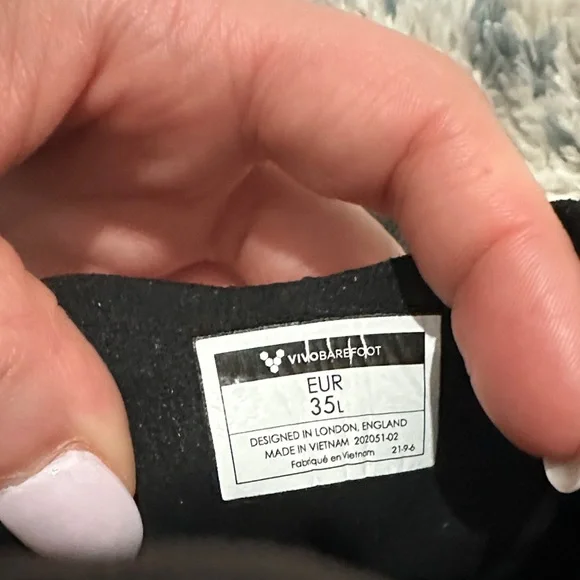 Women’s Vivobarefoot shoes - Picture 2 of 6